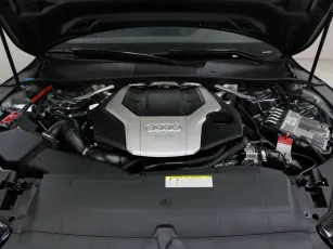 Audi  7
