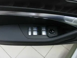 Audi  13