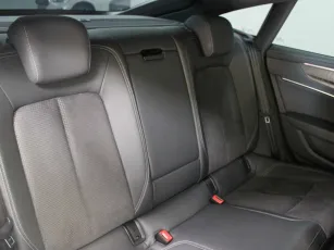 Audi  15