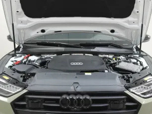 Audi  8