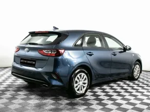 Kia  3