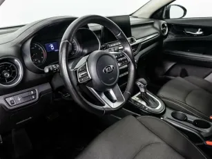Kia  7