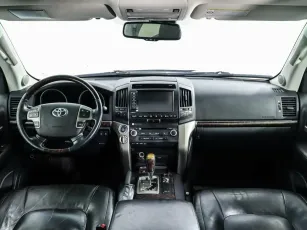 Toyota  9