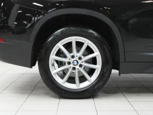 BMW  6