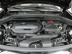 BMW  8