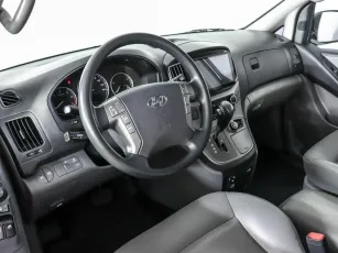 Hyundai  7