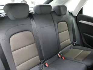 Audi  12