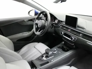 Audi  10