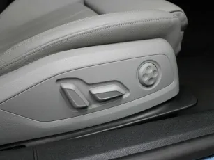 Audi  15