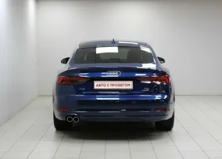 Audi  5