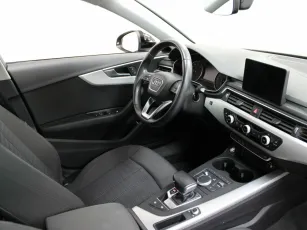 Audi  11