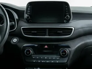 Hyundai  10