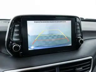Hyundai  12