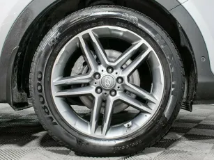 Hyundai  5