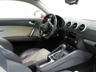 Audi  11