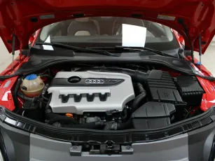 Audi  8