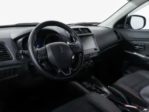 Mitsubishi  8