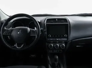 Mitsubishi  9