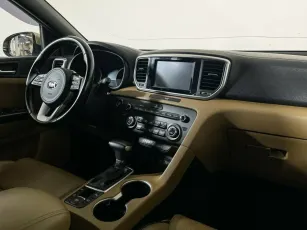 Kia  6