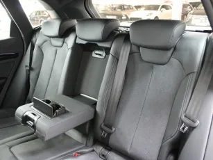 Audi  19