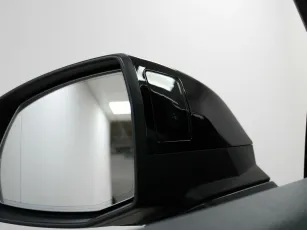 Audi  9