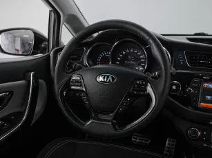 Kia  14