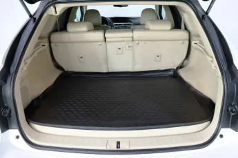 Lexus  6