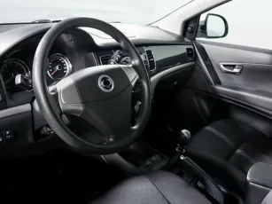 SsangYong  10
