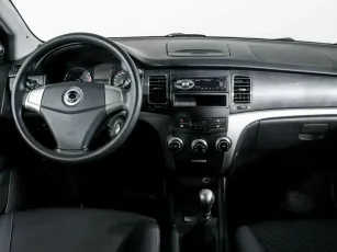SsangYong  9