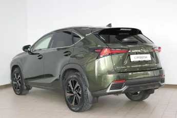 Lexus  4