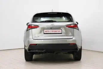 Lexus  5