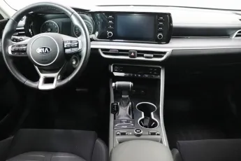 Kia  11