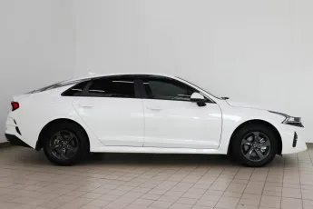 Kia  3
