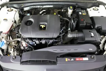 Kia  9