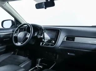 Mitsubishi  7