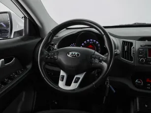 Kia  15