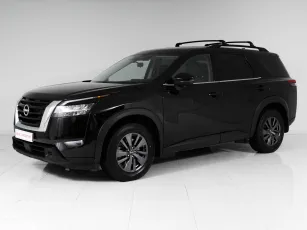 Nissan Pathfinder,  V