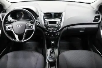 Hyundai  10