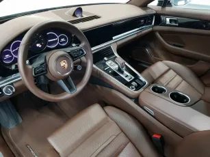 Porsche  10