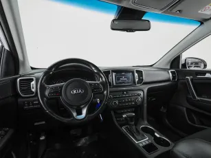 Kia  10