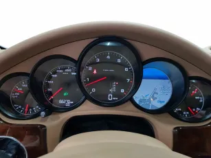 Porsche  12