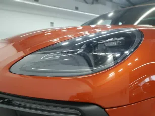 Porsche  11