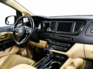 Kia  6