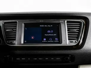 Kia  9