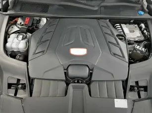 Porsche  10