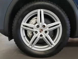 Porsche  8