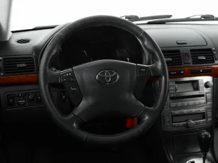 Toyota  15