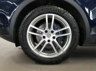 Porsche  8
