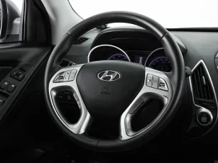 Hyundai  17