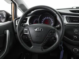 Kia  13